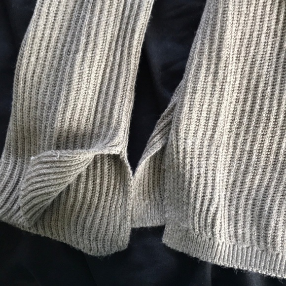 Garage olive Sweater with ties shoulders, Size XS - Picture 6 of 6